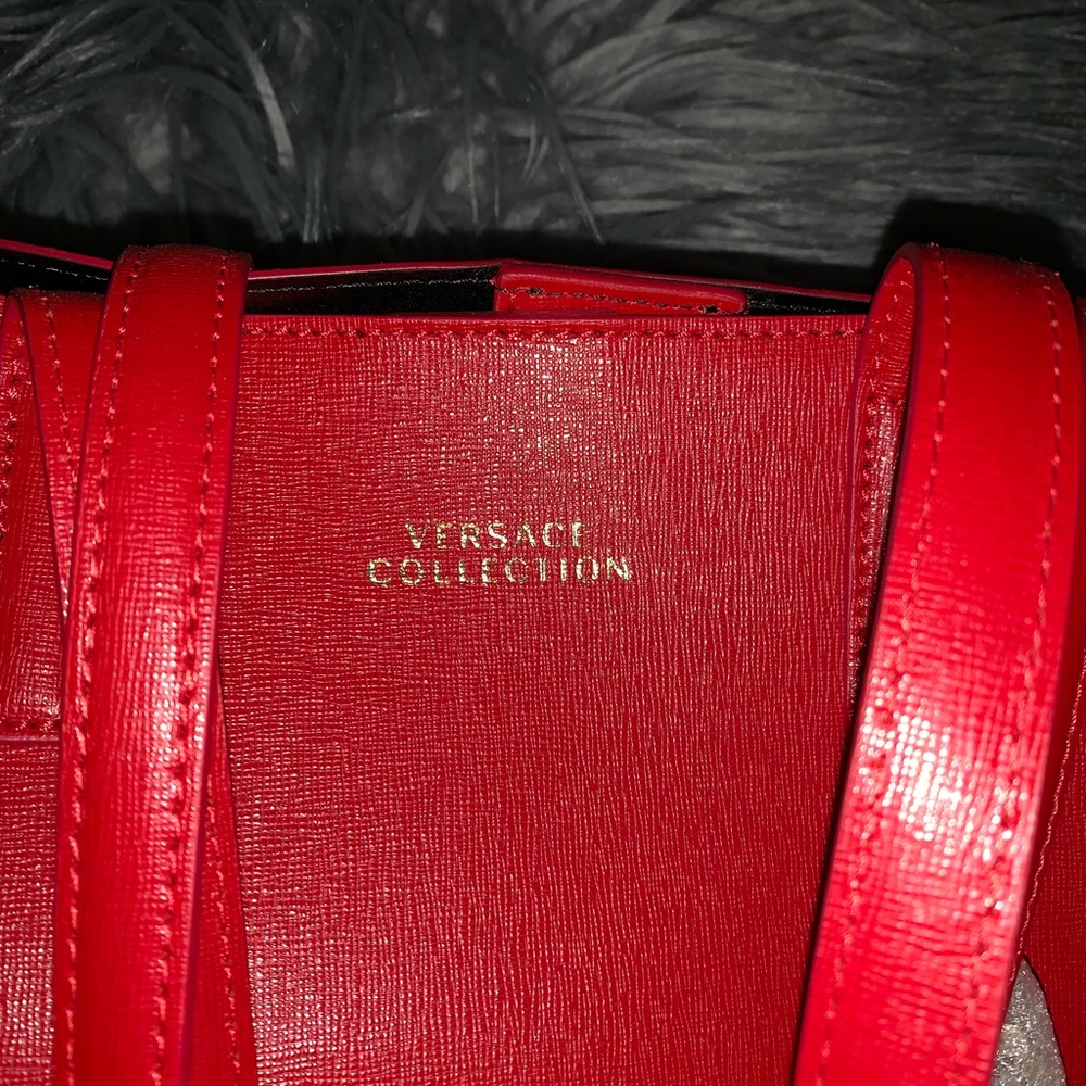 Versace Collection - Picture 4 of 7